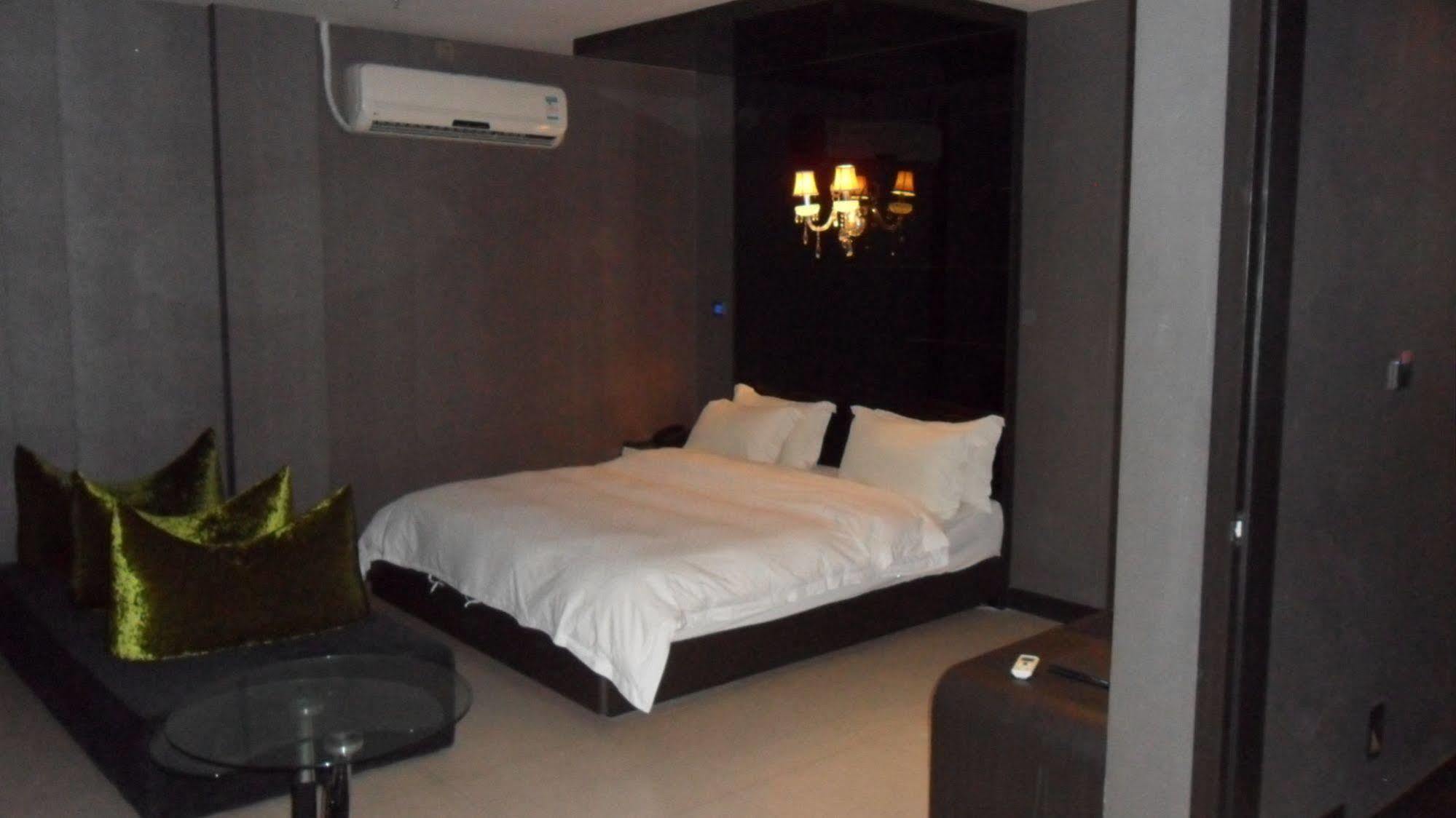 Qingdao Heng Bo Hotel Εξωτερικό φωτογραφία